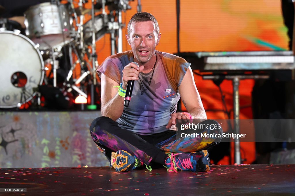 Coldplay Performs At Rose Bowl Stadium