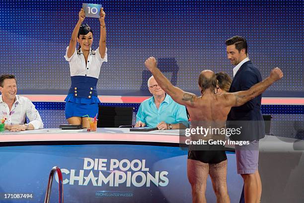 Christian Keller , Verona Pooth, Gerd Voelker, Konny Reimann, Franziska van Almsick and Marco Schreyl attend the 1st live show of 'Pool Champions' on...