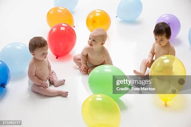 Chest Baloon Chest Balloon Fotografías e imágenes de stock - Getty Images