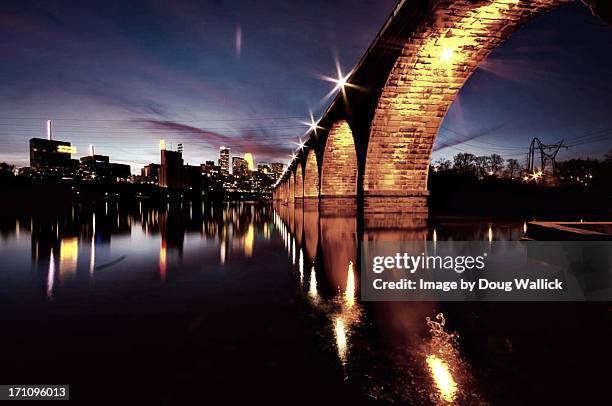 stonearch skyline - arch bridge stock pictures, royalty-free photos & images