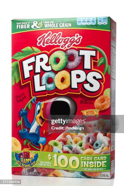 kellogg's zerealien froot gürtelschlaufen - cereal box stock-fotos und bilder