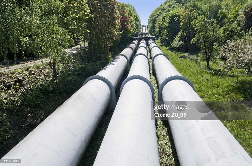 Stazione di pompaggio-storage con tre fasi