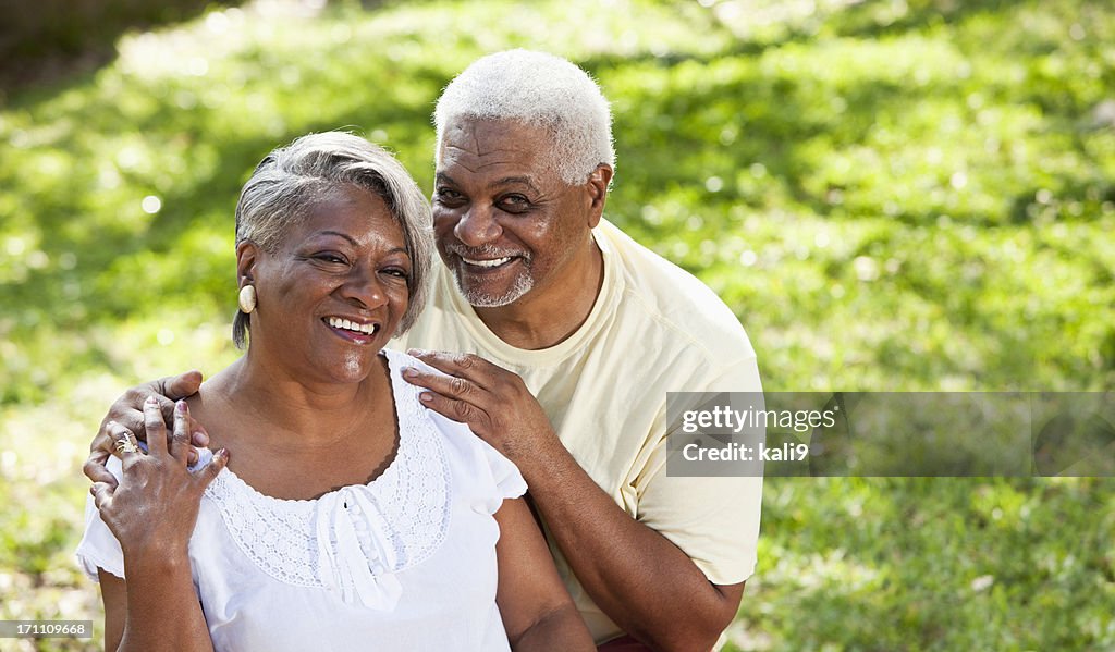 Porträt von senior afrikanische amerikanische Paar