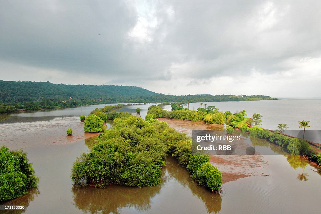 Goa Rivers River Zuari Goa High-Res Stock Photo - Getty Images