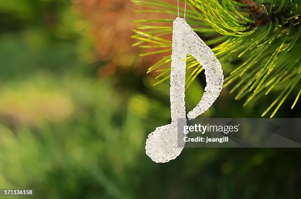 note de musique décoration de noël - musique de noël photos et images de collection