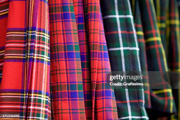 detalle de escocia ropa falda escocesa - scottish traditional costume fotografías e imágenes de stock