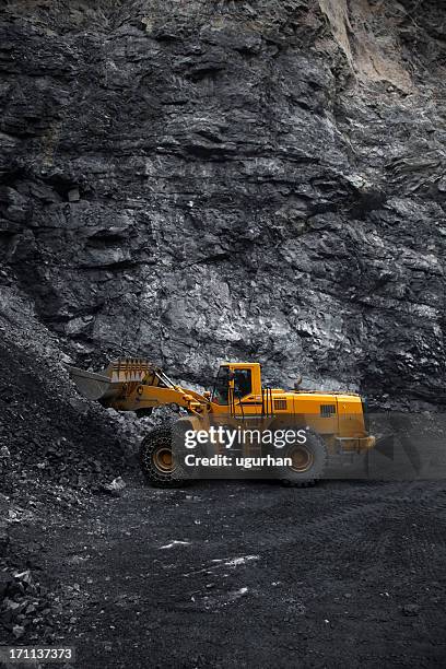 bulldozer - mining machinery bildbanksfoton och bilder