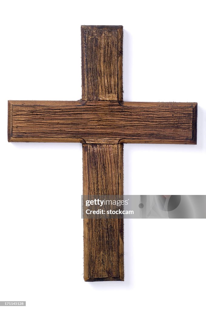 Crucifix fond en bois sur fond blanc