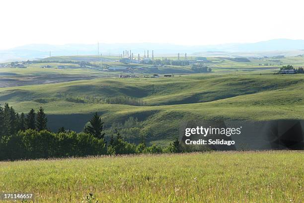 oil and gas  plant with farmland - gas plant stock pictures, royalty-free photos & images