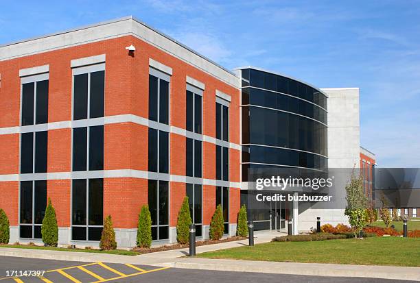 modern scientific institute - elementary school building outside stock pictures, royalty-free photos & images
