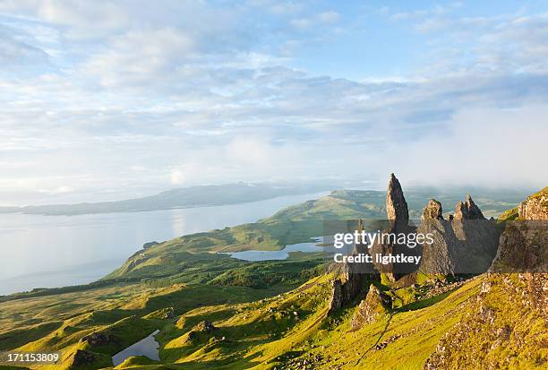 view over the old man of storr - old man of storr stock pictures, royalty-free photos & images