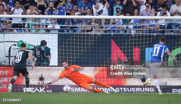 Tobias Kempe of SV Darmstadt 98 scores the team's fourth goal from a penalty during the Bundesliga match between SV Darmstadt 98 and SV Werder Bremen...