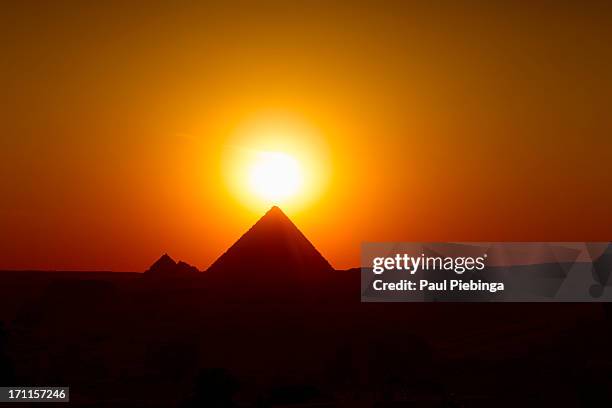 2 Pyramids Sunset Double Pyramid Photos and Premium High Res Pictures - Getty Images