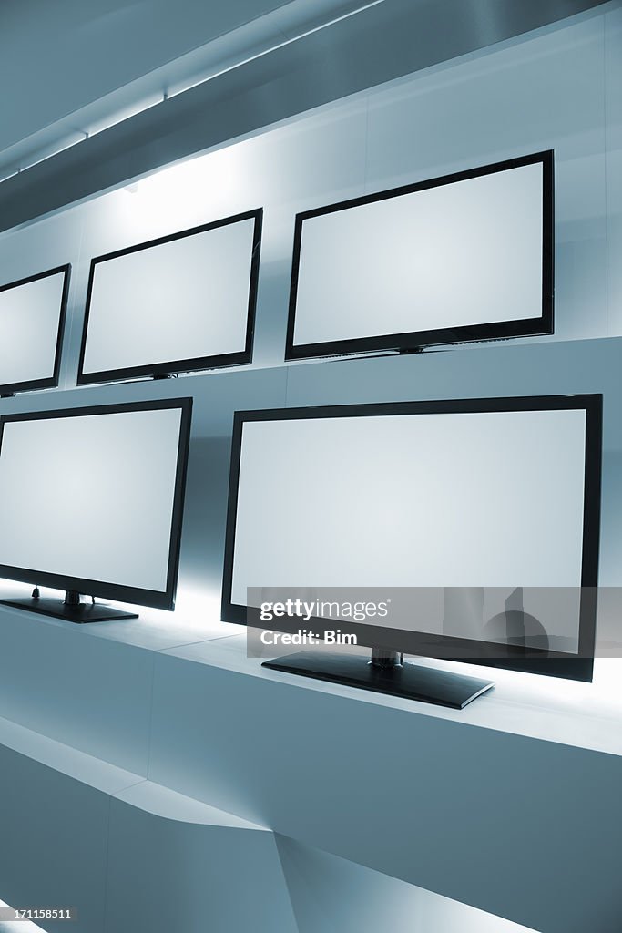 Tv In Store Rows Of Lcd Tvs In Tv Store High-Res Stock Photo - Getty Images