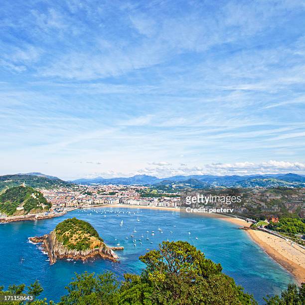 san sebastian view. - guipuzcoa province stock pictures, royalty-free photos & images