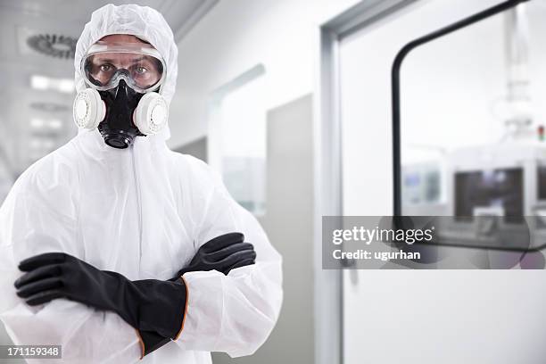 científico - mono blanco traje protector fotografías e imágenes de stock