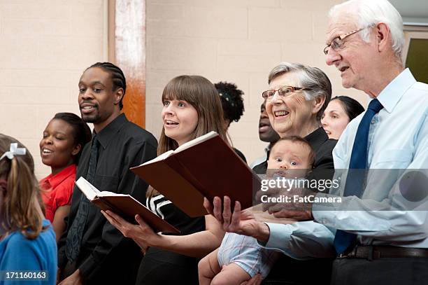 church - group praying stock pictures, royalty-free photos & images