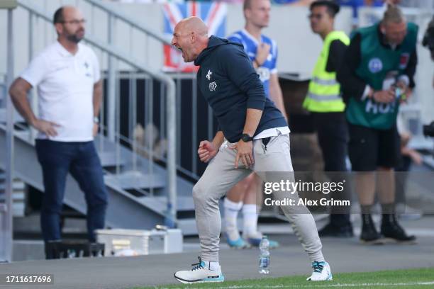 Torsten Lieberknecht, Head Coach of SV Darmstadt 98, reacts during the Bundesliga match between SV Darmstadt 98 and SV Werder Bremen at Merck-Stadion...