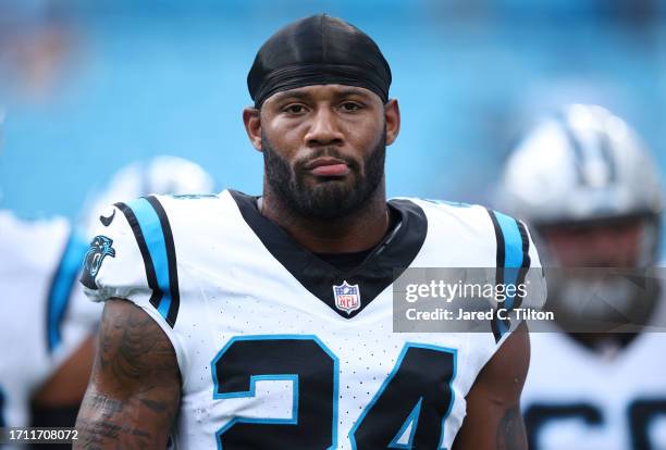 Vonn Bell of the Carolina Panthers warms up against the Minnesota Vikings at Bank of America Stadium on October 01, 2023 in Charlotte, North Carolina.