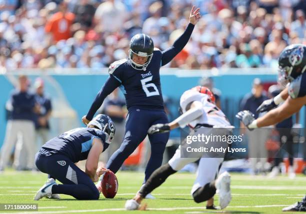 Nick Folk of the Tennessee Titans kicks a field goal against the Cincinnati Bengals during the first quarter at Nissan Stadium on October 01, 2023 in...