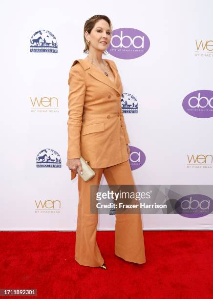 Jenna Elfman attends the 5th Daytime Beauty Awards honoring science behind beauty, health and wellness at Taglyan Complex on October 01, 2023 in Los...