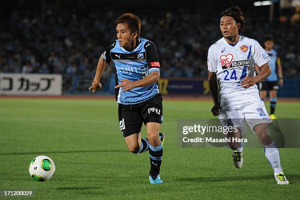 Junichi Inamoto of Kawasaki Frontale in action during the J.League Yamazaki Nabisco Cup quarter final match between Kawasaki Frontale and Vegalta...