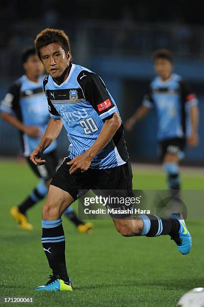 Junichi Inamoto of Kawasaki Frontale in action during the J.League Yamazaki Nabisco Cup quarter final match between Kawasaki Frontale and Vegalta...