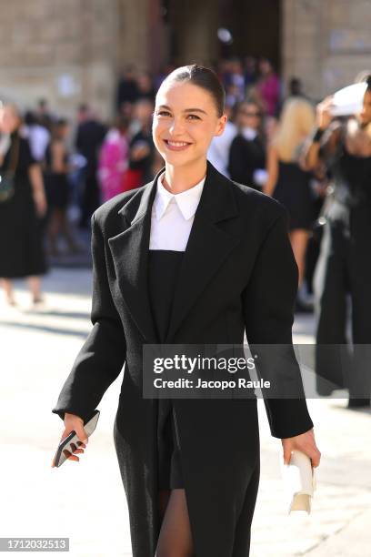 Guest attends the Valentino Womenswear Spring/Summer 2024 show as part of Paris Fashion Week on October 01, 2023 in Paris, France.