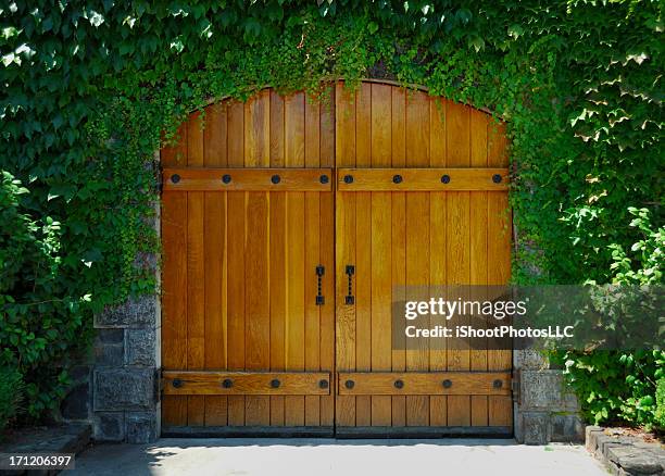 entrance - cellar stock pictures, royalty-free photos & images