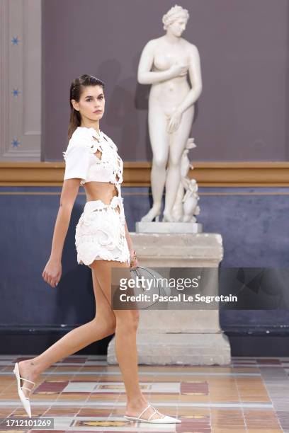 Kaia Gerber walks the runway during the Valentino Womenswear Spring/Summer 2024 show as part of Paris Fashion Week on October 01, 2023 in Paris,...