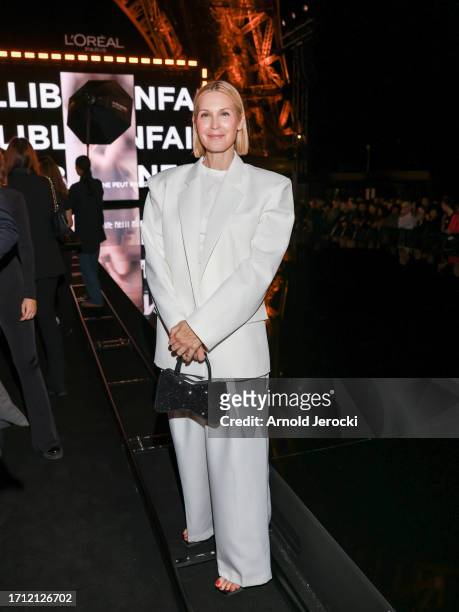 Kelly Rutherford attends the "Le Defile - Walk Your Worth" - 6th L'Oreal Show as part of Paris Fashion Week at the Eiffel Tower on October 01, 2023...