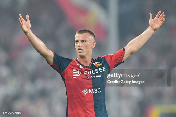 Albert Gudmundsson of Genoa reacts during the Serie A TIM match between Genoa CFC and AC Milan at Stadio Luigi Ferraris on October 7, 2023 in Genoa,...