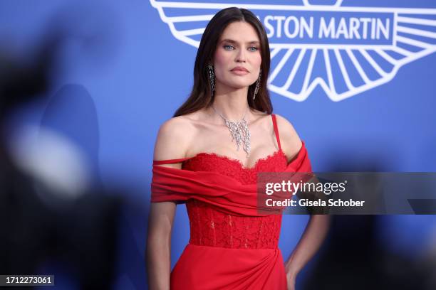 Bianca Balti attends the amfAR Cannes Gala 2023 at Hotel du Cap-Eden-Roc on May 25, 2023 in Cap d'Antibes, France.