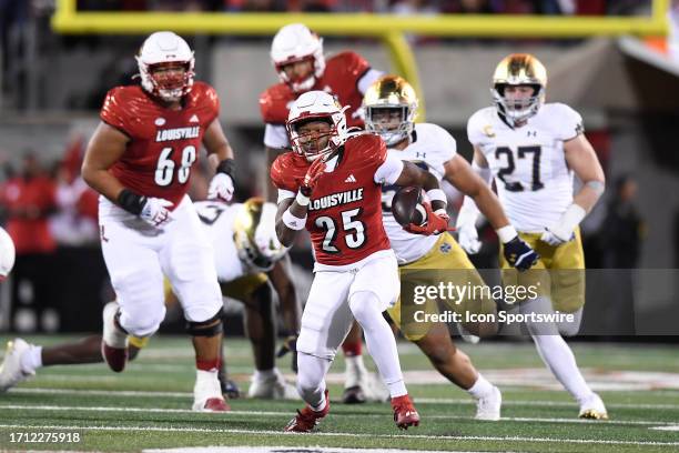 Louisville Cardinals Running Back Jawhar Jordan carries during the college football game between the Notre Dame Fighting Irish and the Louisville...