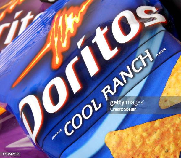 doritos cool ranch - doritos stock-fotos und bilder