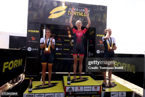 Jeanne Lehair, Cassandre Beaugrand and Emma Lombardi on the podium during the Super League Triathlon, Malibu on September 30, 2023 in Malibu,...