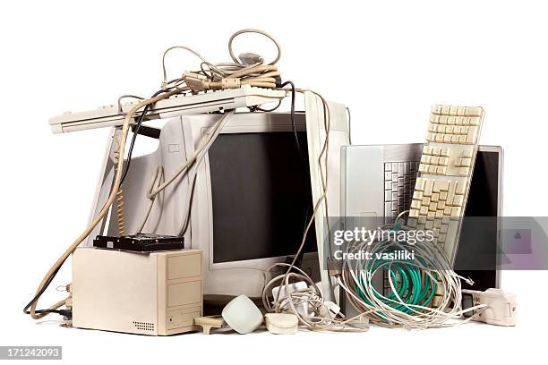 obsolete electronics - garbage pile stock pictures, royalty-free photos & images