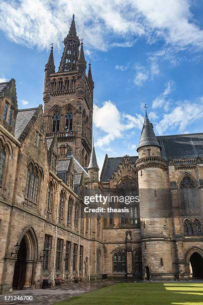 glasgow university - east quadrangle - glasgow university stock pictures, royalty-free photos & images