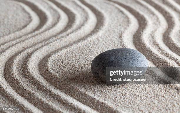 zen stone garden - zen sand stock pictures, royalty-free photos & images