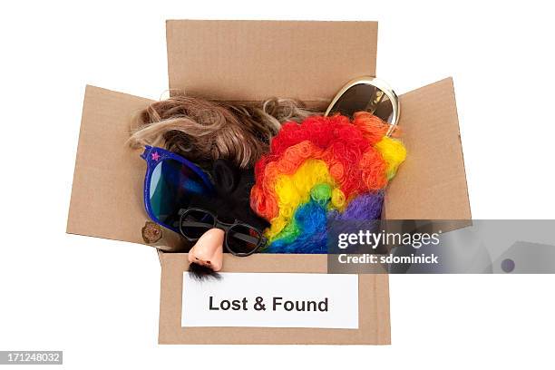 lost & trouvé identités - objets perdus photos et images de collection