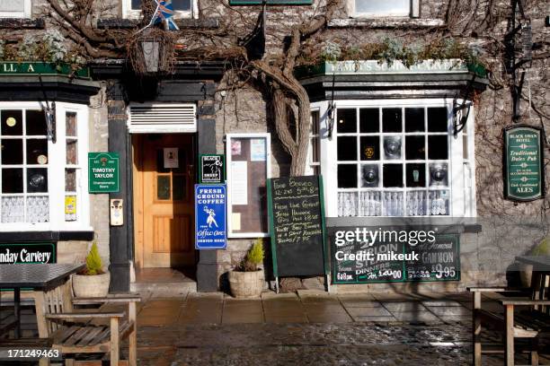 traditional english public house front - ripon stock pictures, royalty-free photos & images