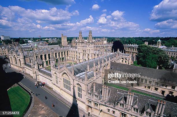 all souls college, oxford-universität, england - oxford universität stock-fotos und bilder