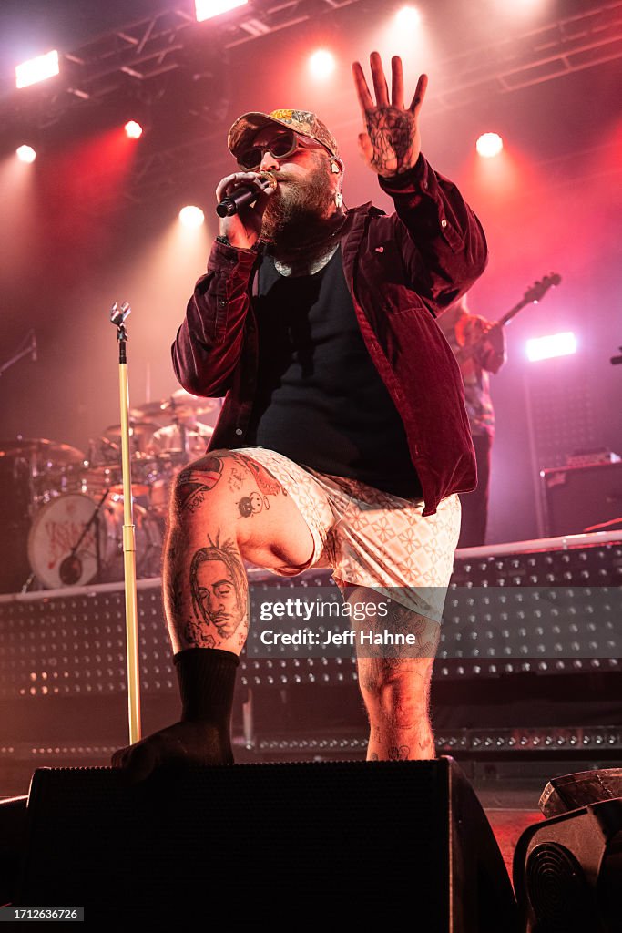 Teddy Simms Singer Teddy Swims performs at The Fillmore Charlotte on October 01 ...