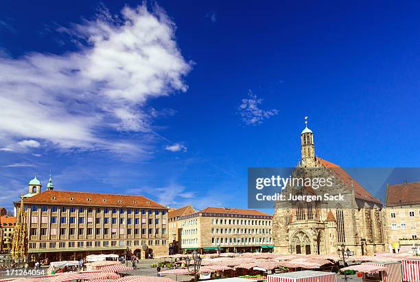 nuremberg (nuremberg) hauptmarkt - nuremberg stock pictures, royalty-free photos & images