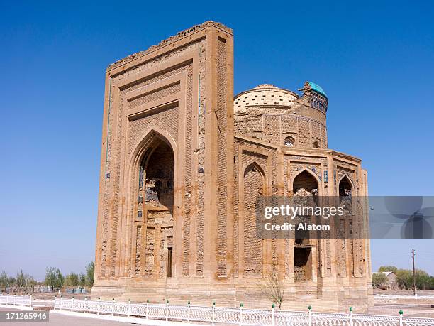 turabeg khanym mausoleum in konye-urgench - turkmenistan stock pictures, royalty-free photos & images