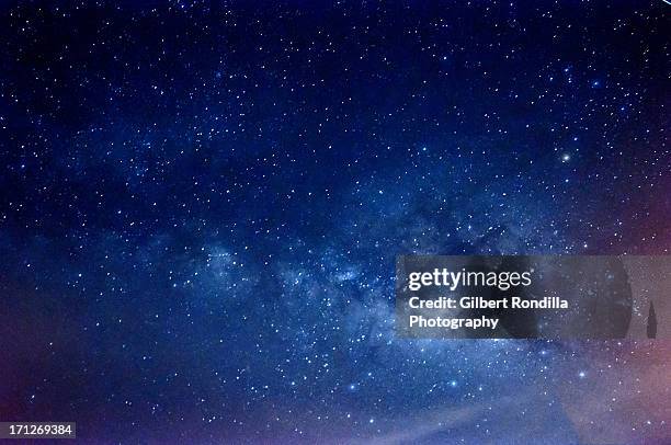 starry night - sky stars imagens e fotografias de stock