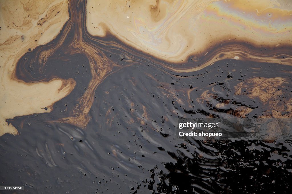 Oi polution próximo à Plataforma de Perfuração