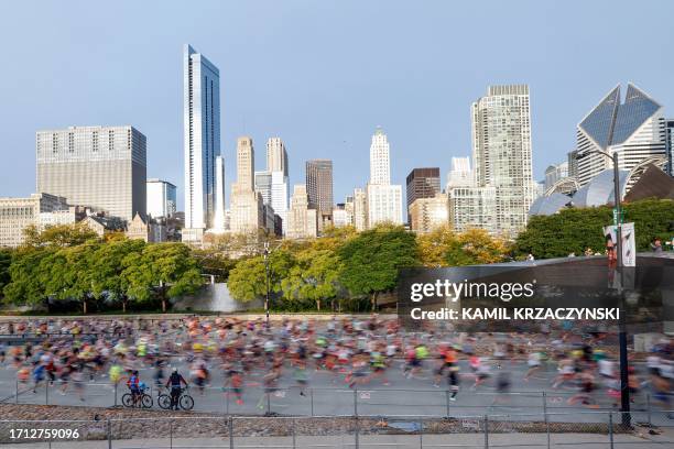 Runners compete during the 2023 Bank of America Chicago Marathon in Chicago, Illinois, on October 8, 2023.