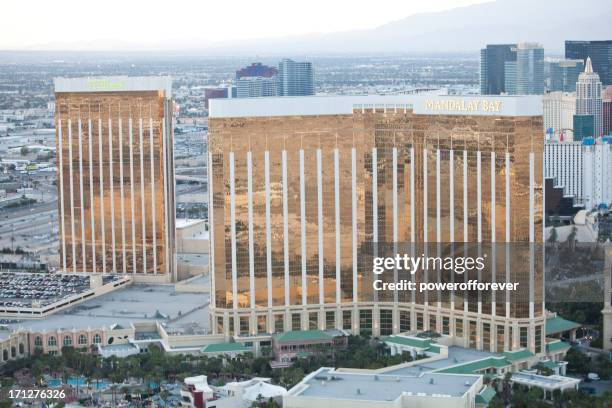 aerial shot of mandalay bay hotel and casino daytime - mandalay bay resort and casino bildbanksfoton och bilder