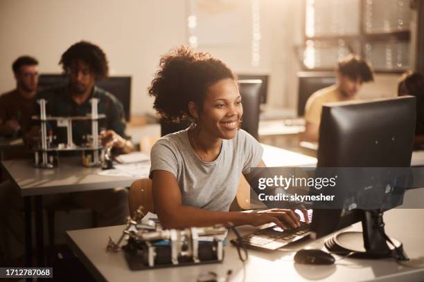 Futuristic Computer Scientist Photos and Premium High Res Pictures ...